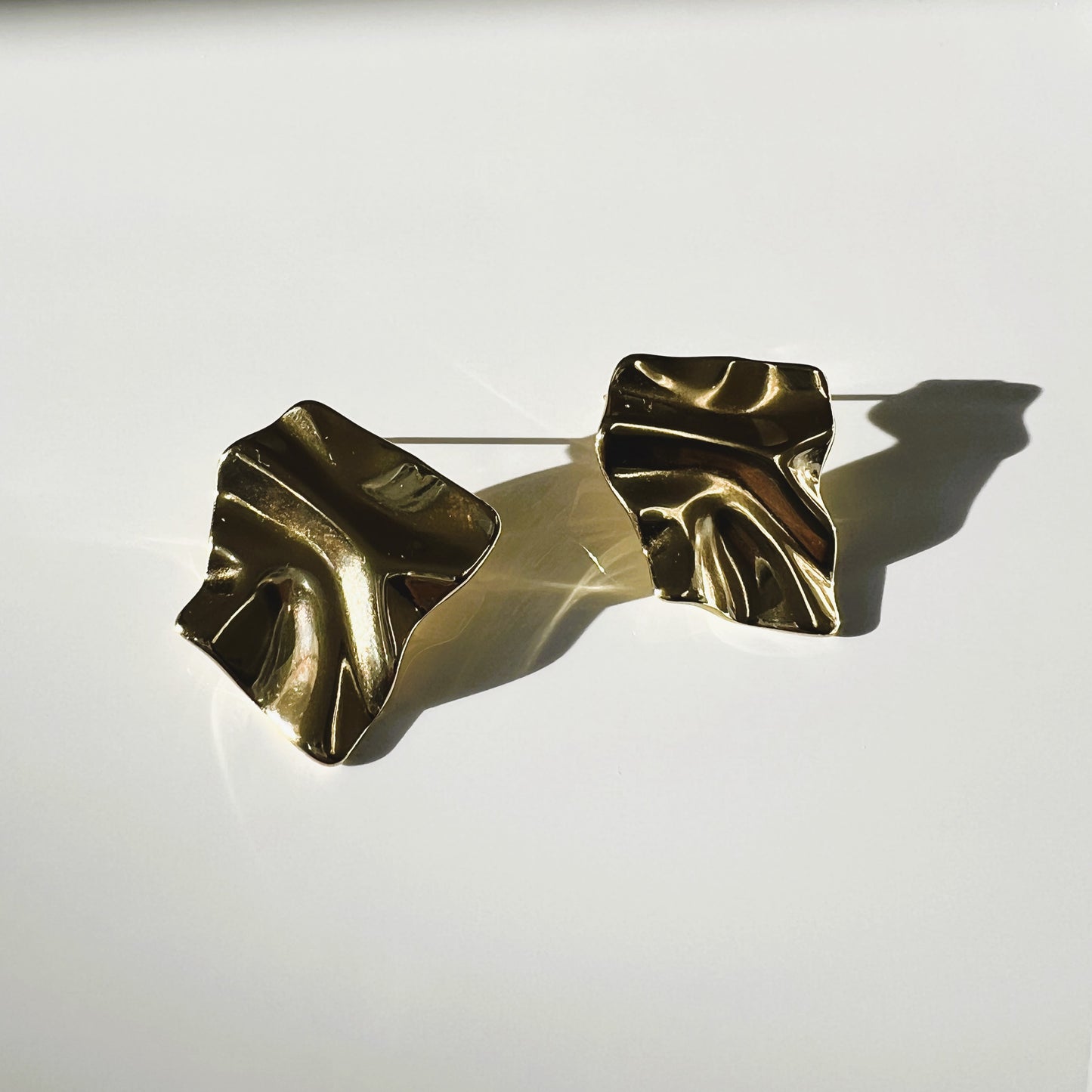 Gaia big earring