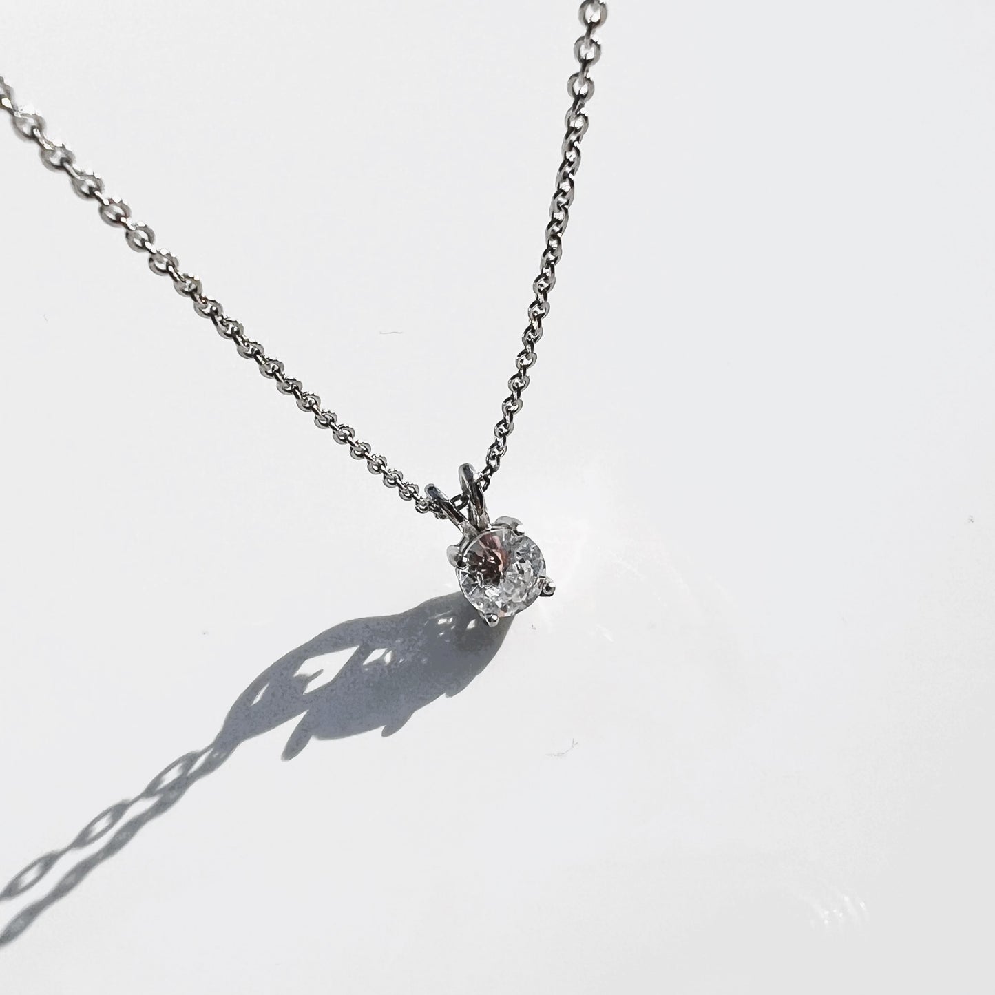 Silhouette pendant necklace