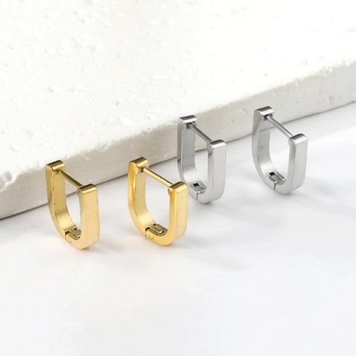 Cordia small oval hoop earring