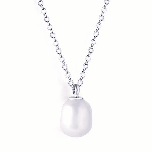 Moorea pendant necklace