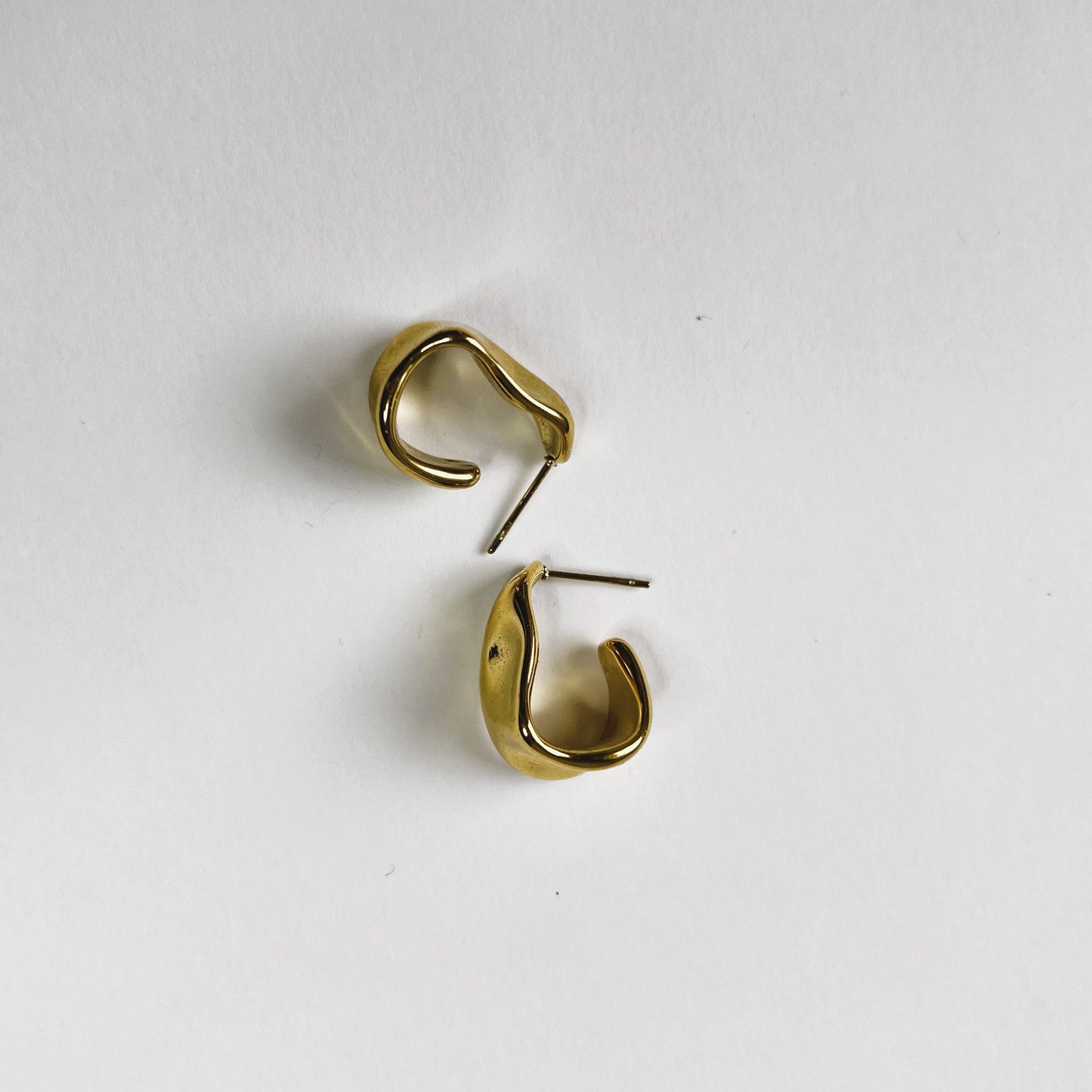 Gaia oval earring