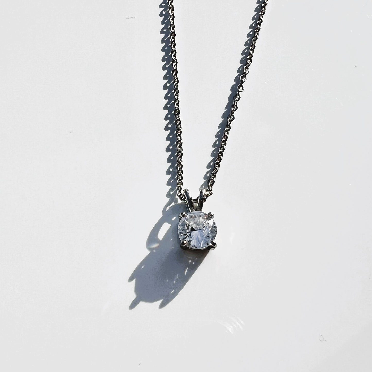 Silhouette pendant necklace