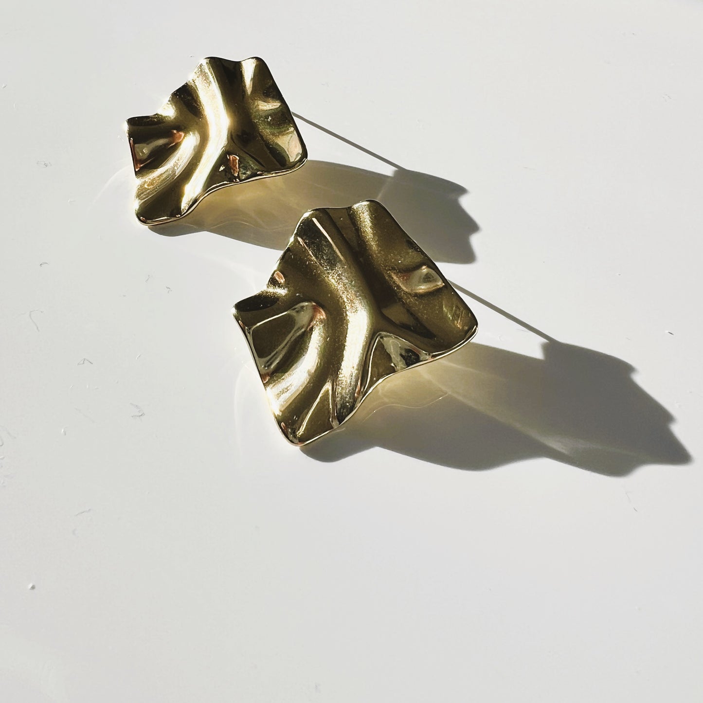 Gaia big earring