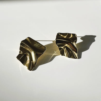 Gaia big earring