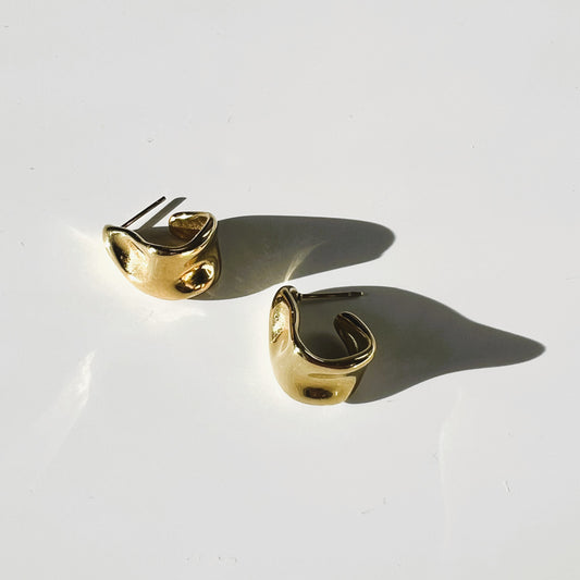 Gaia oval earring