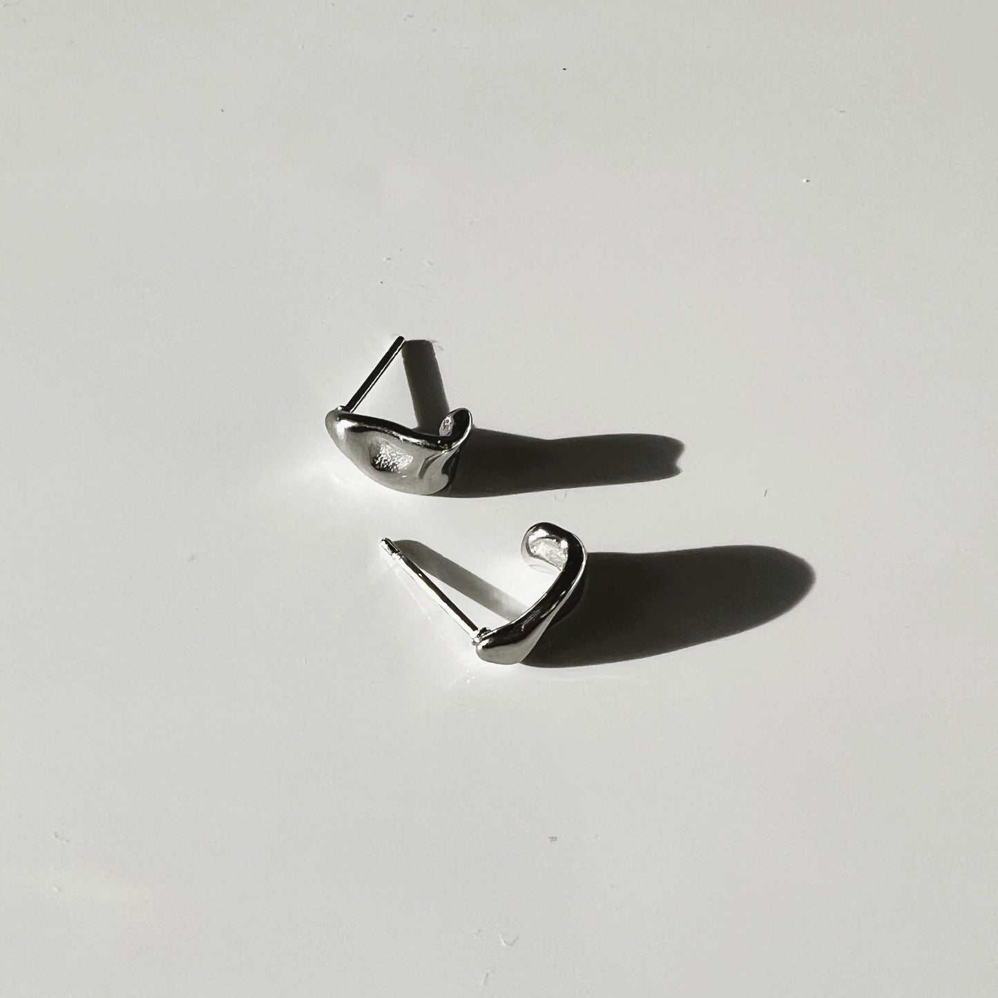 Gaia small oval earring