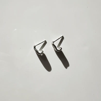 Gaia small oval earring