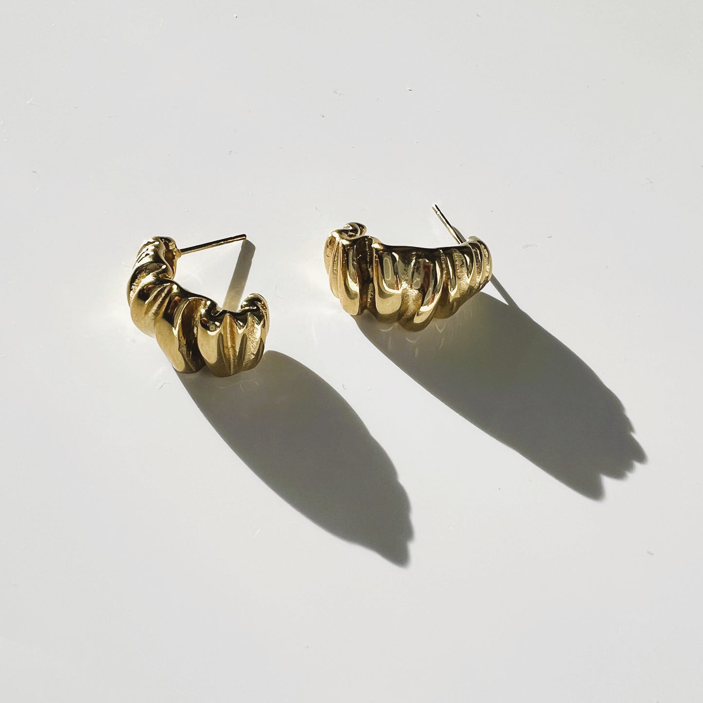 Gaia short earring
