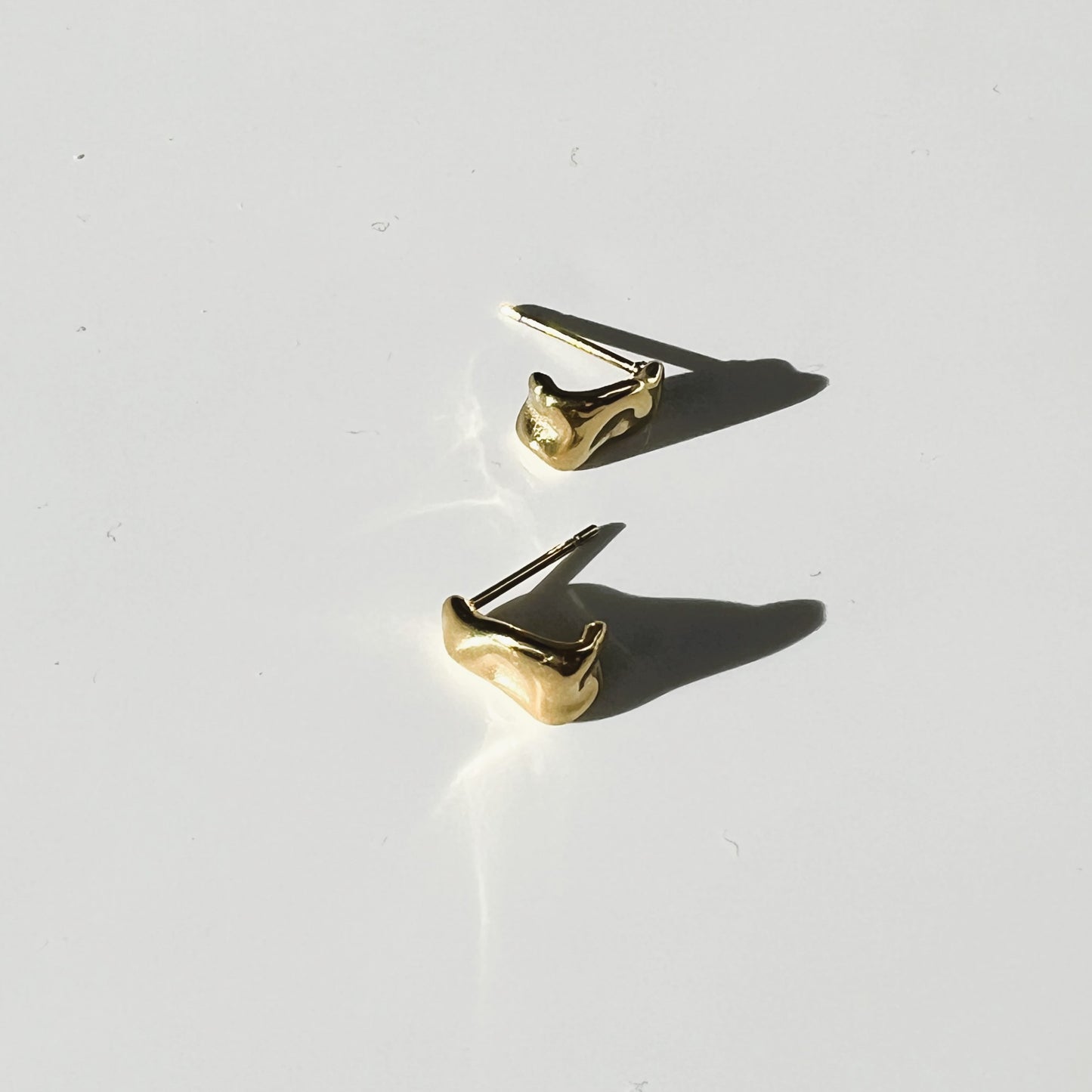 Gaia small oval earring