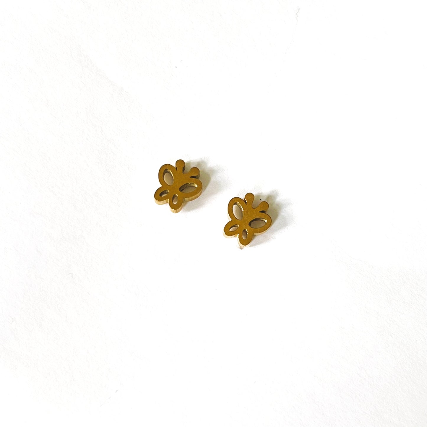 Tropical small butterfly earring