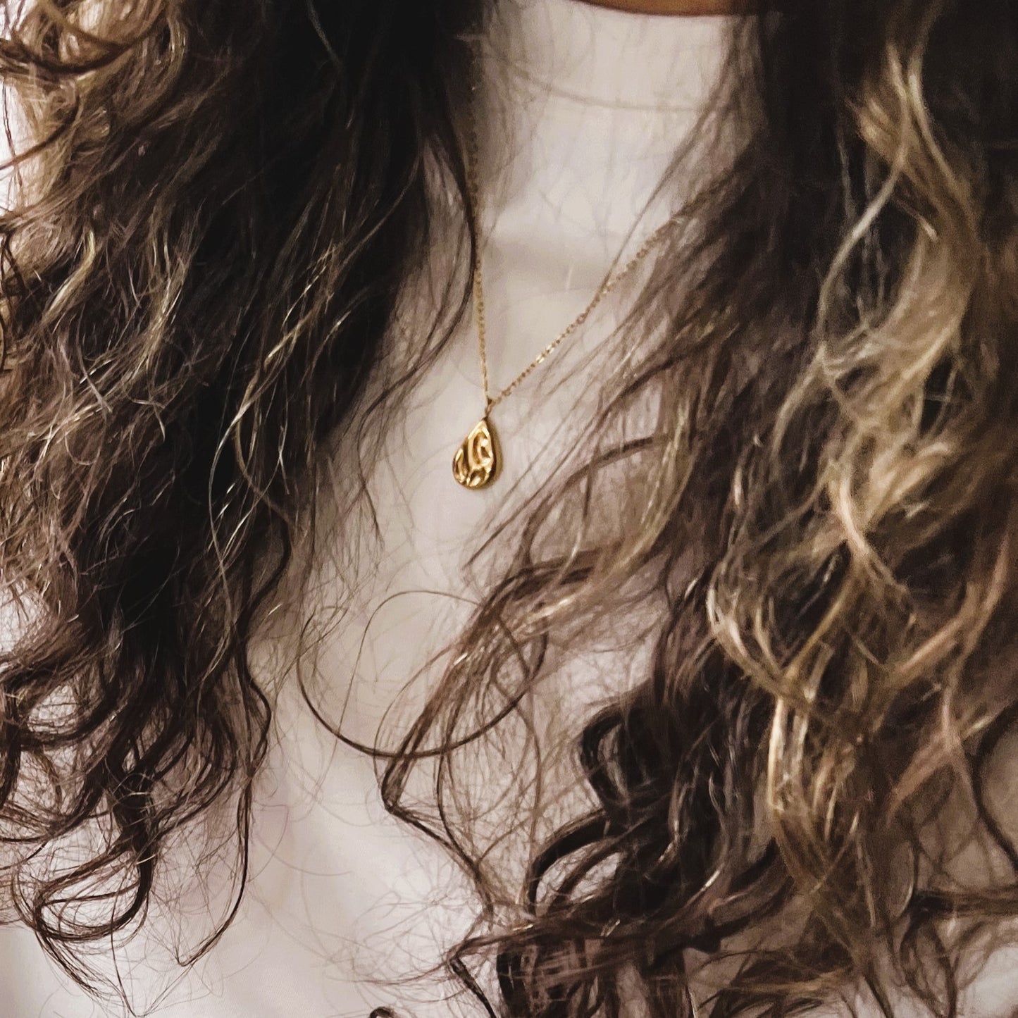 Gaia drop necklace