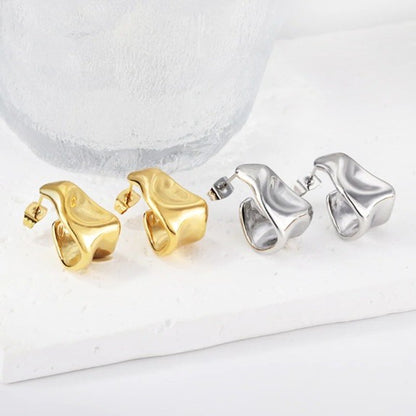 Gaia oval earring