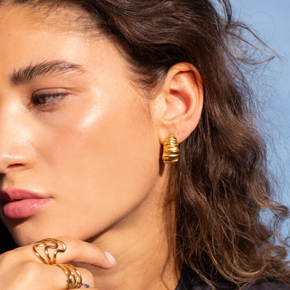 Gaia short earring