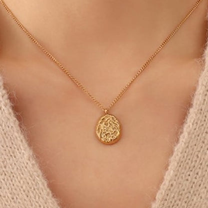 Gaia oval pendant necklace