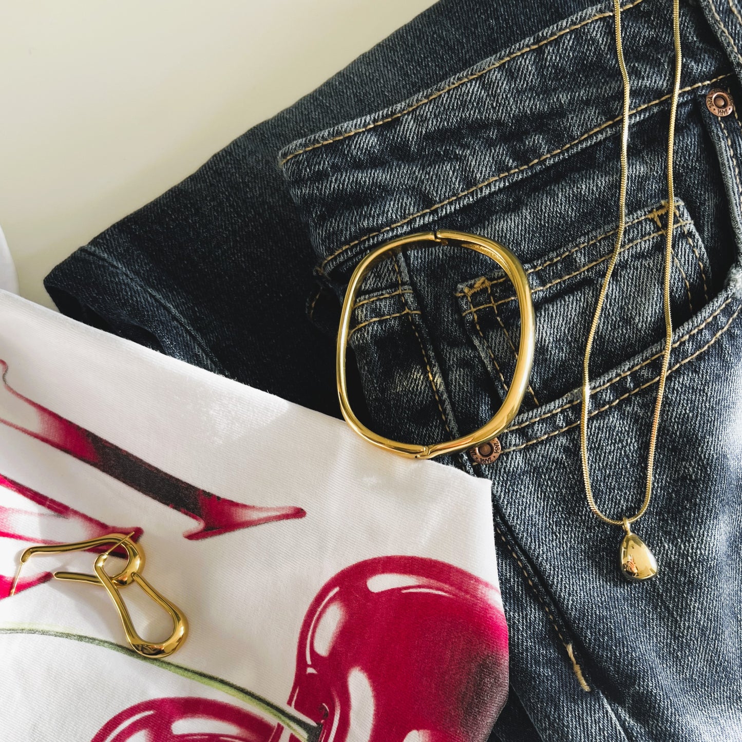 Navagio bangle bracelet