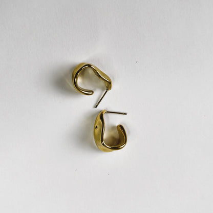 Gaia oval earring